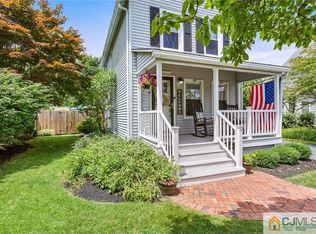 3 Railroad Ave, Helmetta, NJ 08828