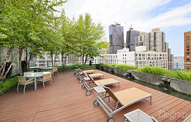 Rented by Elegran | media 10