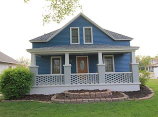 337 N 8th St, Wakeeney, KS 67672