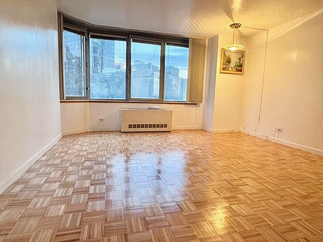 1st image of 500 W 43rd St APT 27D