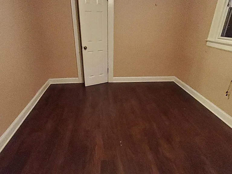 613 3rd Ave #2 — Photo 6