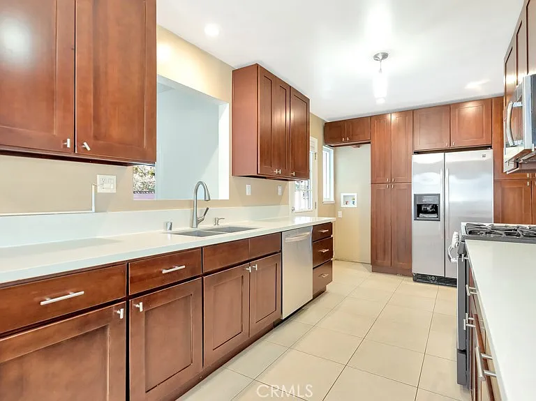 10139 Hillview Ave — Photo 9