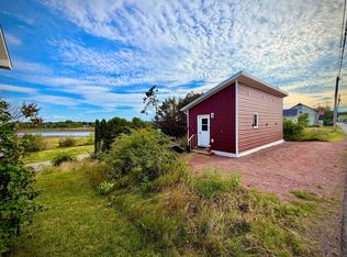 94 Spring St, Parrsboro, NS B0M 1S0