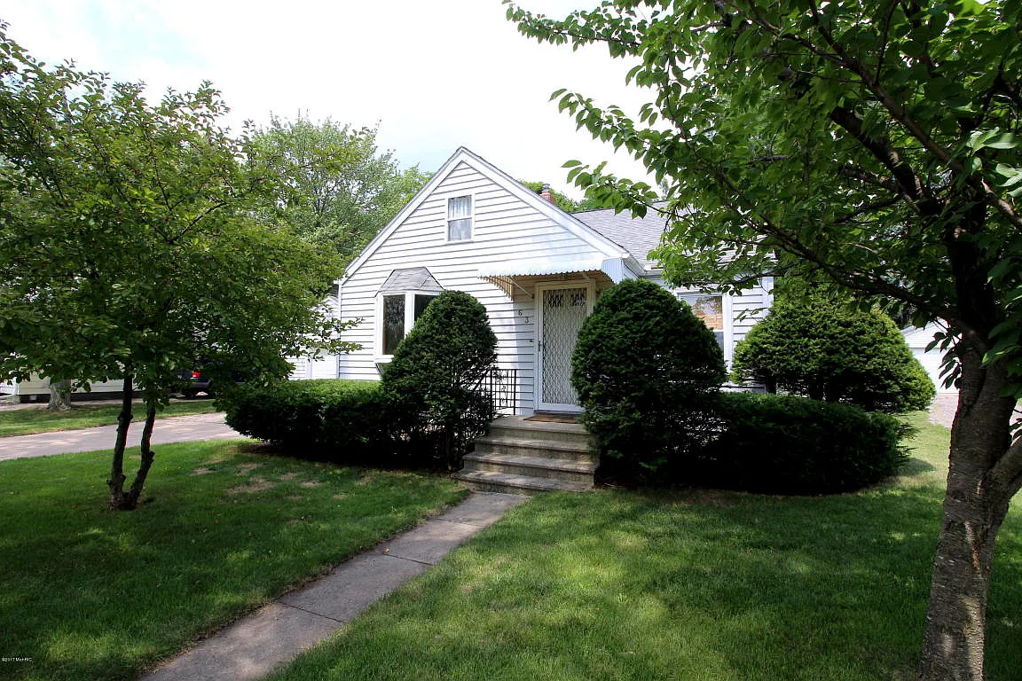 63 Bryant St photo 1