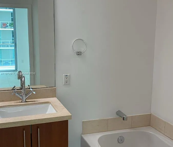 1111 SW 1st Ave #2016 — Photo 13