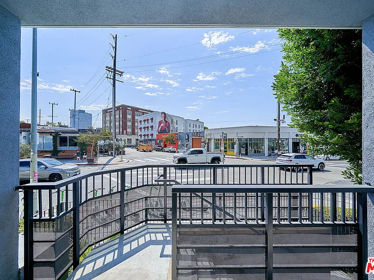 629 Traction Ave #103 — Photo 30