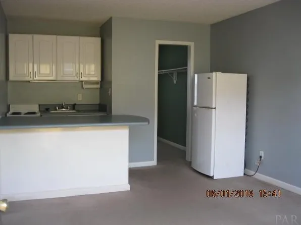 1688 Via Deluna Dr, Pensacola Beach, FL 32561