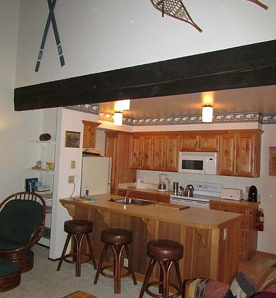 4th image of 1001 Commonwealth Dr #98