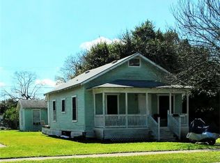 407 11th Ave N, Texas City, TX 77590