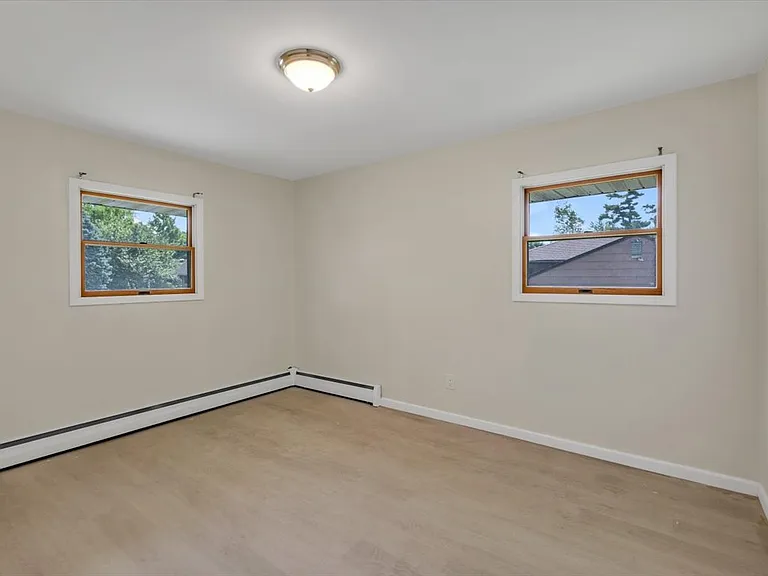 8 Fern Dr — Photo 12
