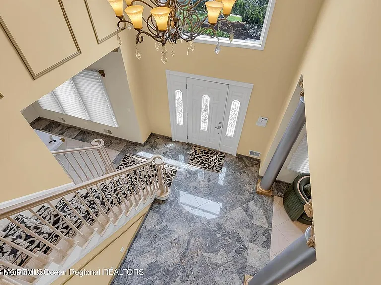 7 Mackenzie Rd — Photo 24