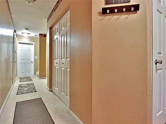 4th image of 6397 Redan Sq
