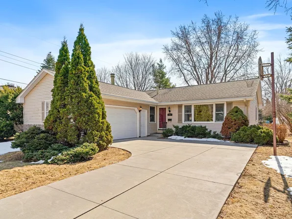 2512 Saint Anthony Rd, Saint Anthony, MN 55418