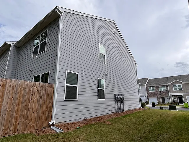 628 Jervis Way — Photo 20