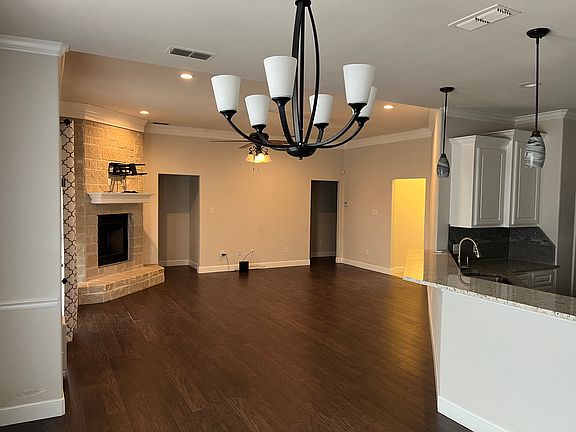 2nd image of 334 Eagle Mountain Dr