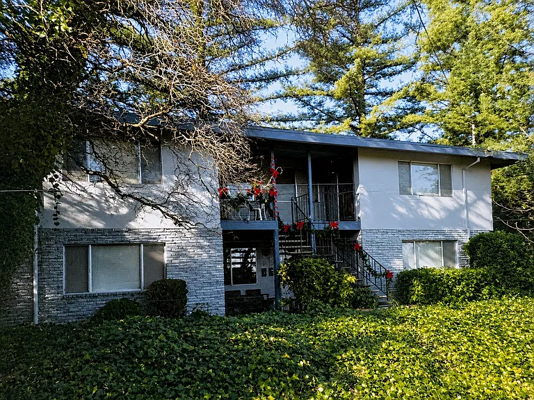 135-143 Dorer Dr — Photo 1