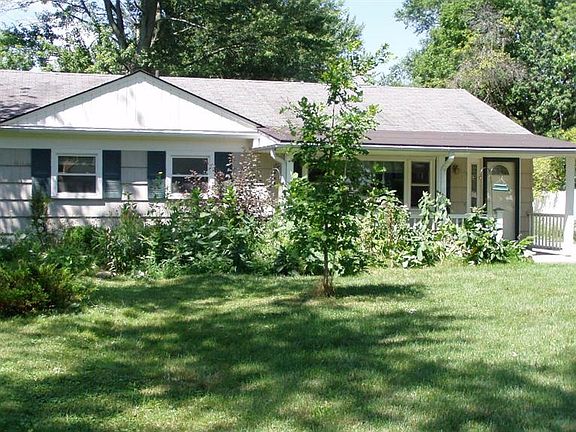3rd image of 2716 Bellwood Ave