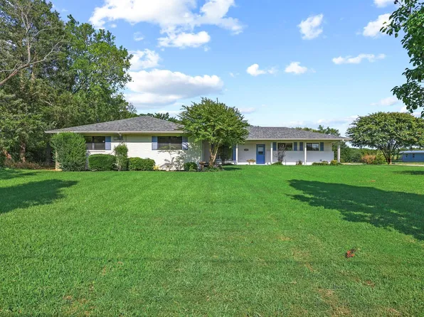 2200 S Lang Ave, Denison, TX 75020