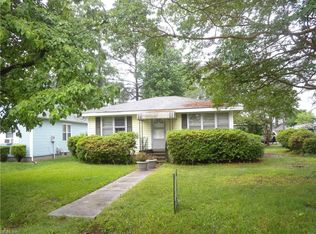 719 Milby Dr, Chesapeake, VA 23325