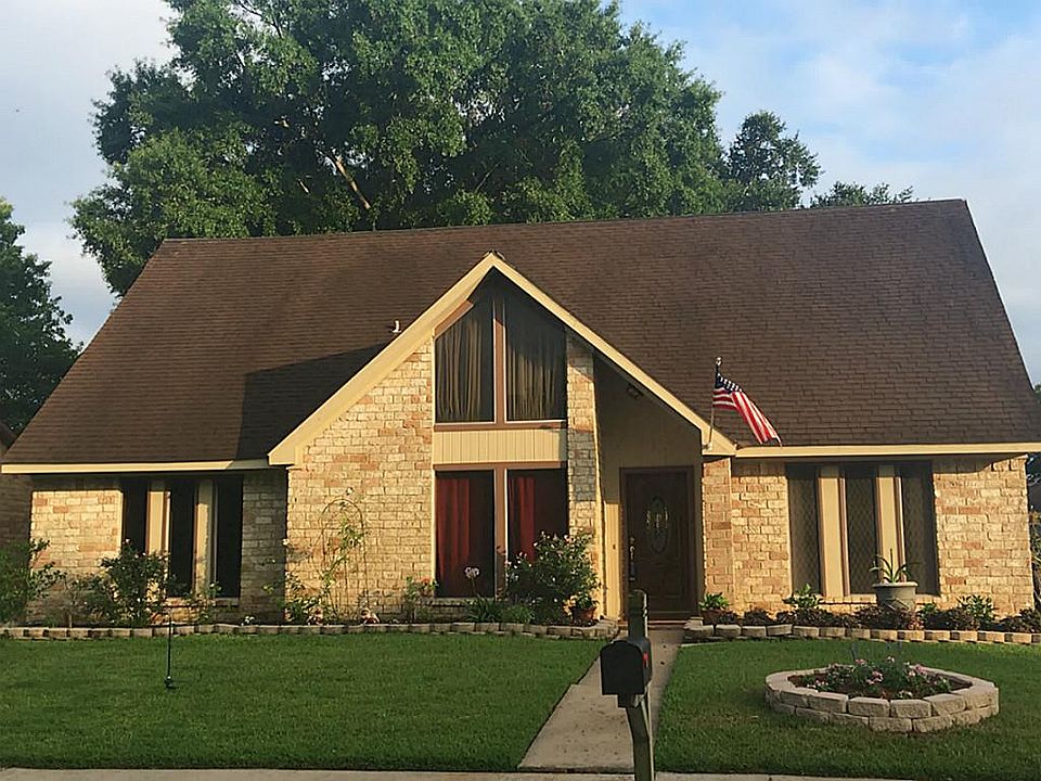 1st image of 21427 Park Brook Dr