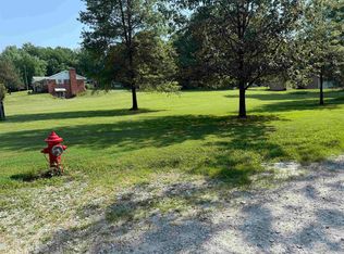 922 Russell Rd, Chandler, IN 47610