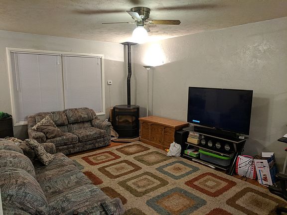 5th image of 971 12th St