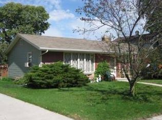 532 Pine St, Sheboygan Falls, WI 53085