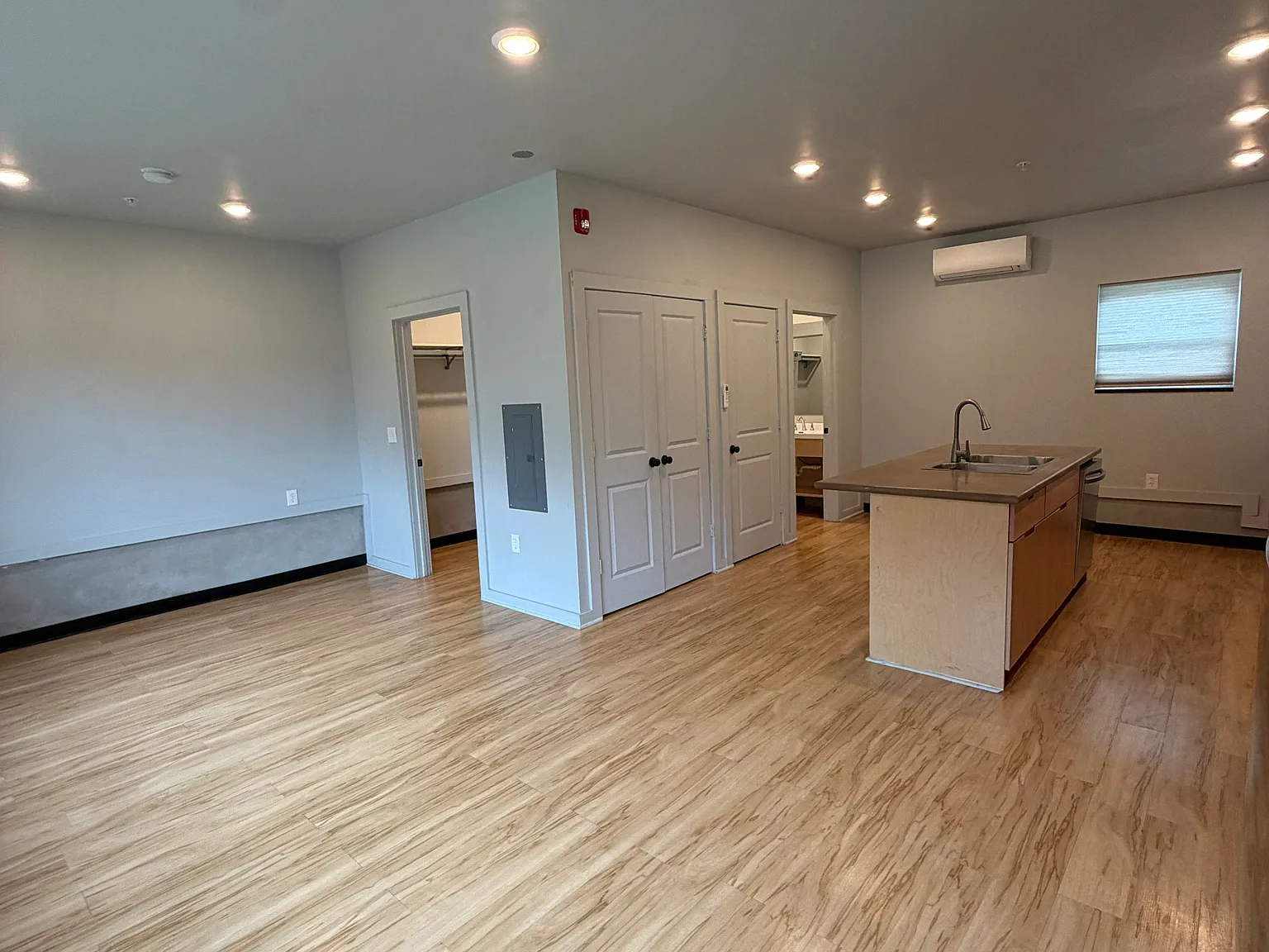 Studio, 515 sqft, $850 — Photo 2