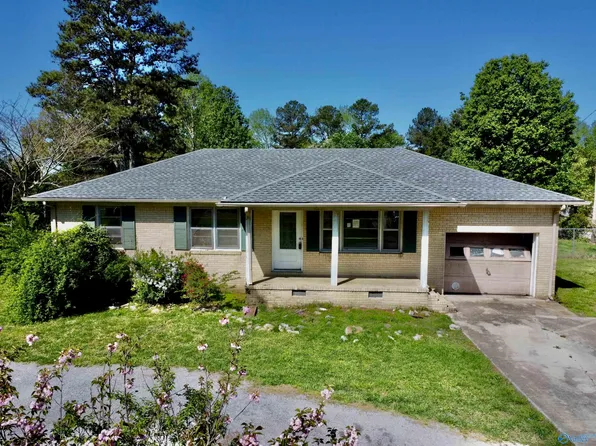 21537 Holt Rd, Athens, AL 35613