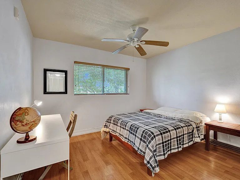 1423 Holly Heights Dr #12 — Photo 17