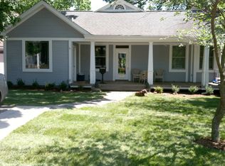 2615 S Joyce St, Arlington, VA 22202