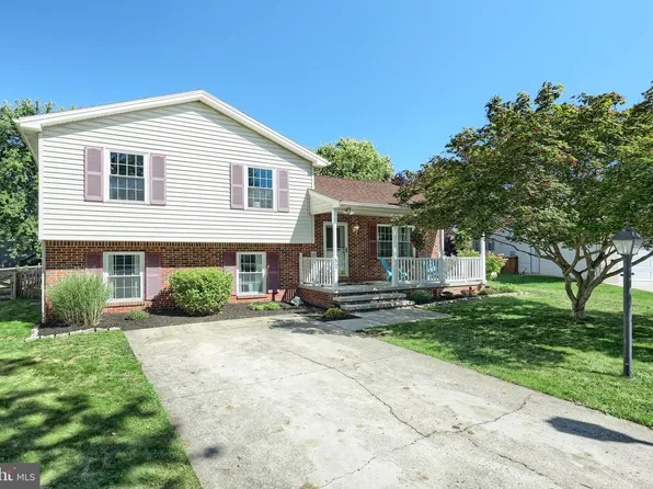 52 Stayman Way, Littlestown, PA 17340