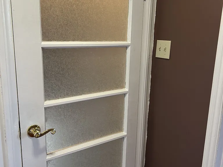 303 Carlton St #2 — Photo 5