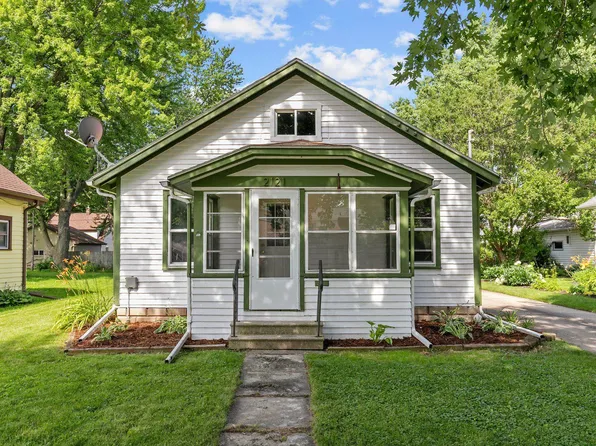 2121 N Oneida St, Appleton, WI 54911