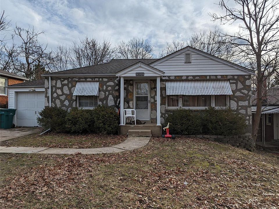 1st image of 2028 Stillwater Dr