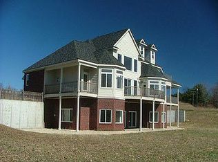 8522 Eastbeach Trl, Traverse City, MI 49686