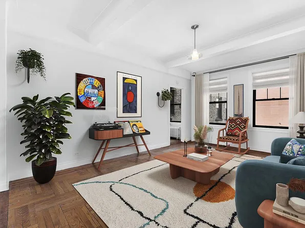 141 E 3rd St APT 3A, New York, NY 10009