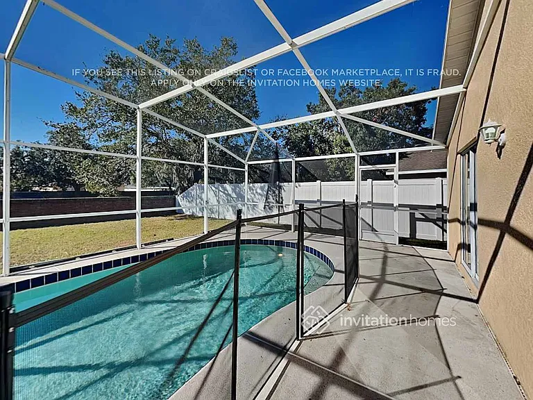 1734 Bridgeview Cir — Photo 16