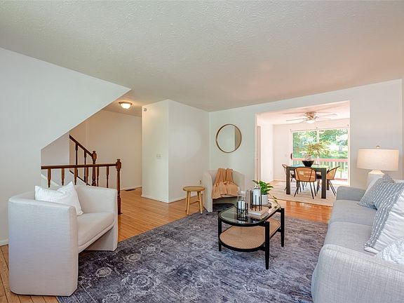 5th image of 3210 Sherwood Dr
