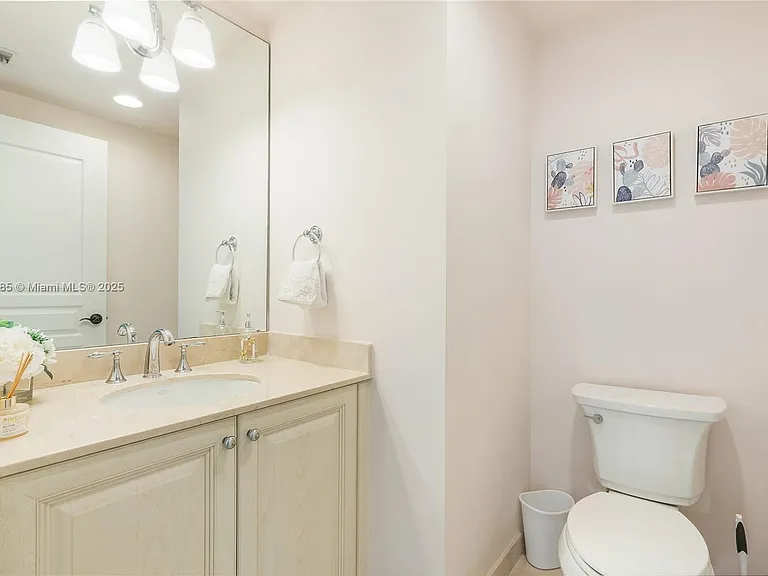 1460 S Ocean Blvd #304 — Photo 29