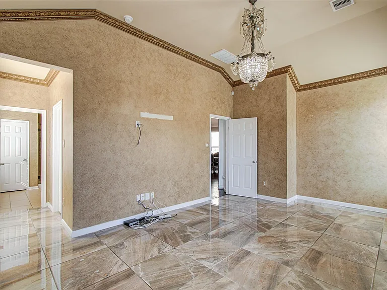 18707 Naples Ridge Ct — Photo 30