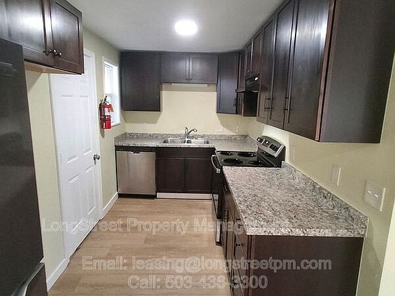 4th image of 17635 SW Blanton St