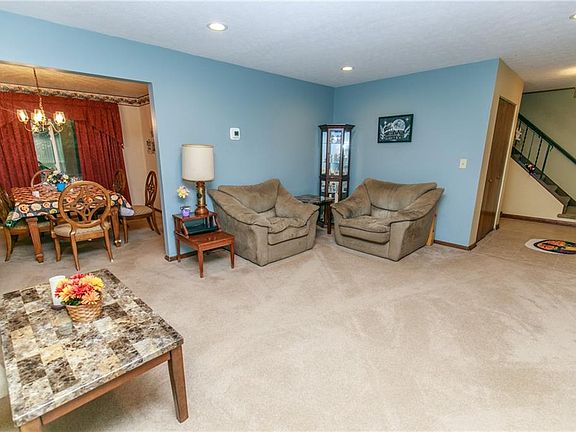 5th image of 10053 Hawley Dr