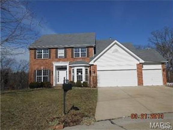 2nd image of 17601 Vintage Oak Dr