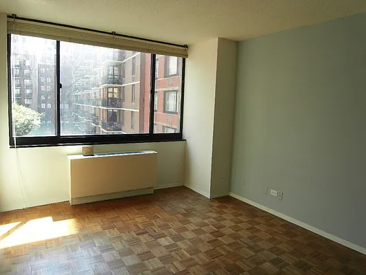 Rented by CCG Real Estate Brokerage | media 27