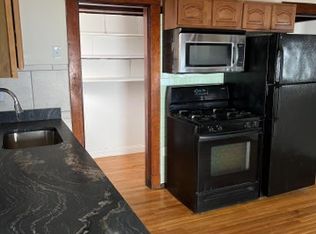 4 River St, Dedham, MA 02026