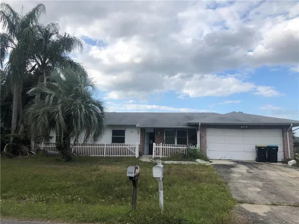 1379 Havre St NW, Palm Bay, FL 32907