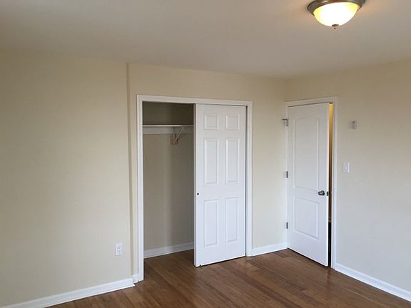 5th image of 410 E 25th St #6CKF