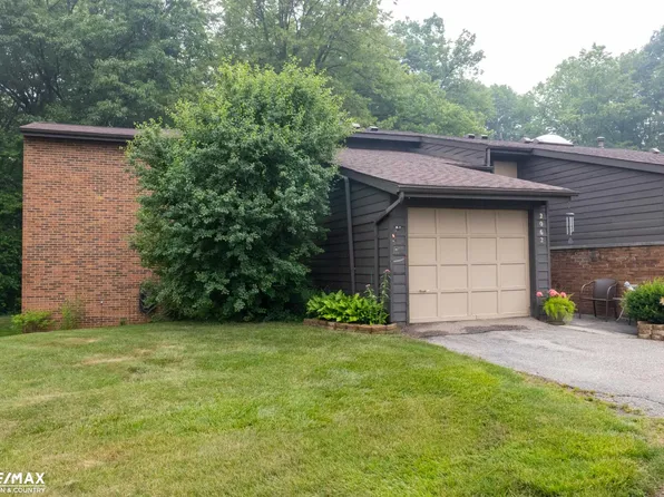 2062 Walden Ct, Flint, MI 48532
