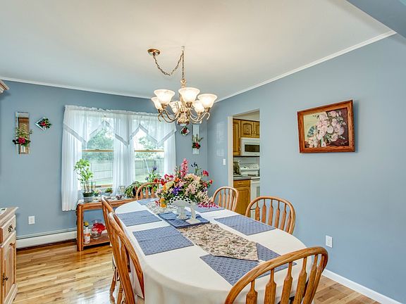 Formal dining